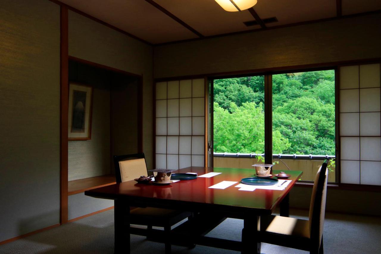Fujiiso (Adults Only) Hotel Takayama  Екстериор снимка
